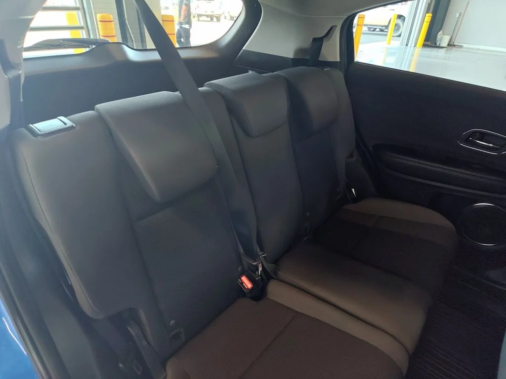 Used 2019 Blue Honda EX image 22