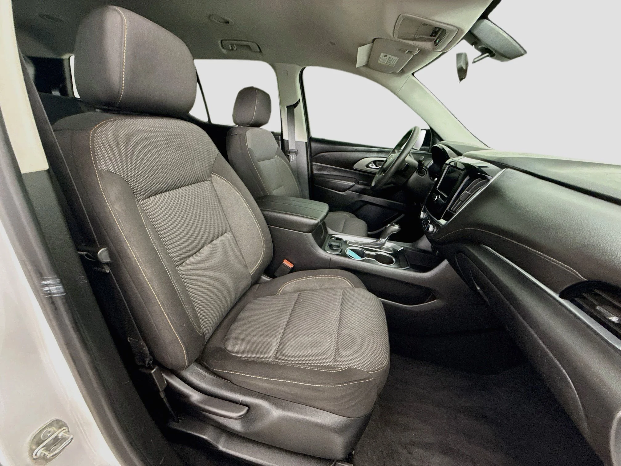 Used 2020 SUMMIT WHITE Chevrolet LS image 30