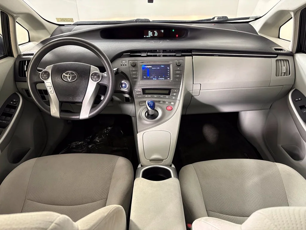 Used 2014 Black Toyota Two image 27
