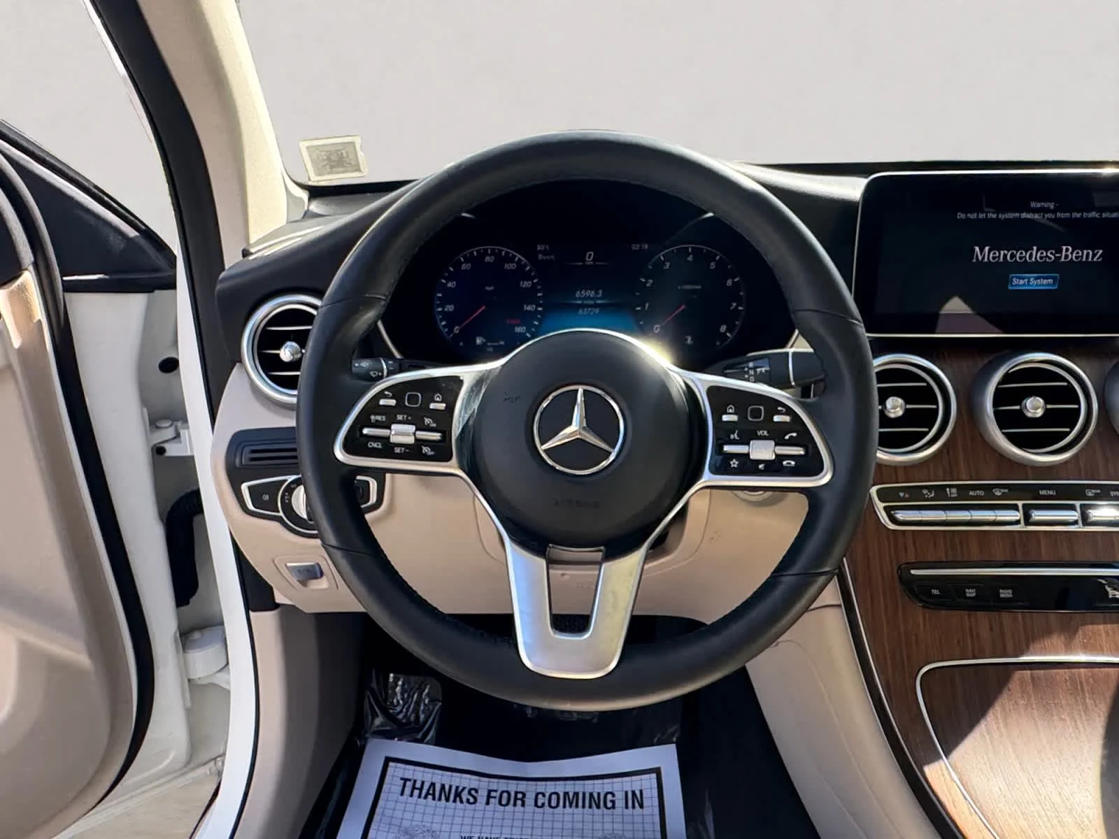 2022 Mercedes-Benz GLC GLC300 - Photo 12