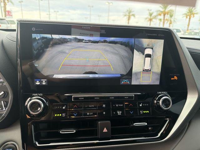 Certified Used 2021 MAGNETIC GRAY MET. Toyota  image 21