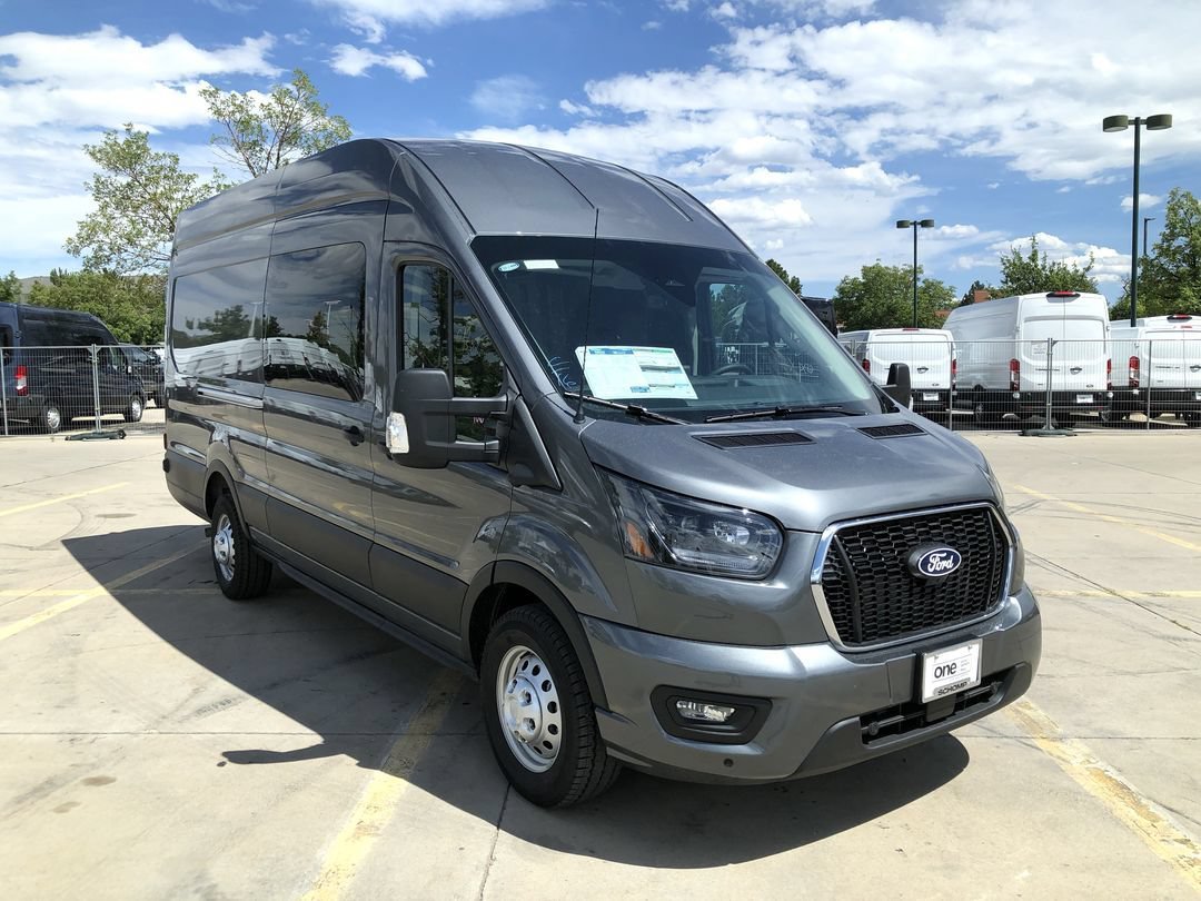 New 2027 Carbonized Gray Metallic Ford  image 2