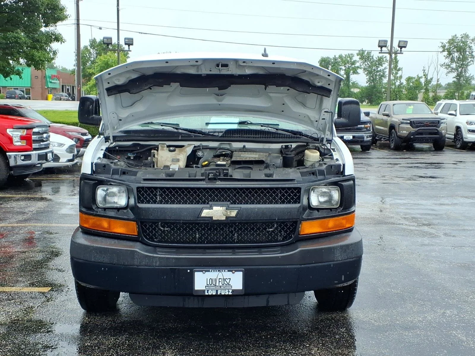 Used 2016 Summit White Chevrolet Paratransit image 32