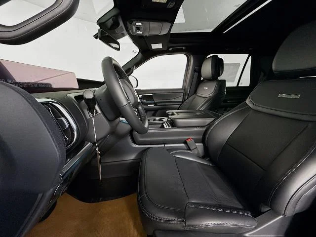New 2026 Dark Matter Gray Metallic Ford MAX Platinum® image 57