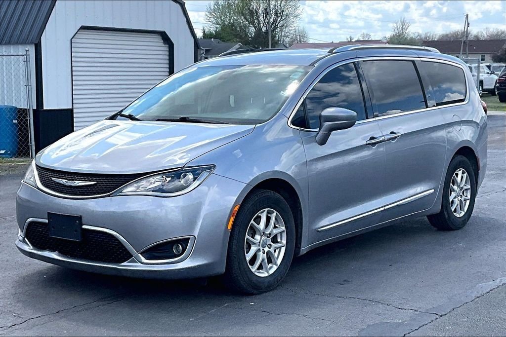 Used 2020 Chrysler Pacifica Touring L with VIN 2C4RC1BG1LR107406 for sale in Van Wert, OH