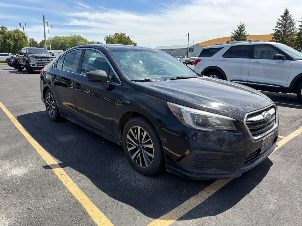 Used 2019 Crystal Black Silica Subaru 2.5i, AUTOMATIC, AWD!!! image 5