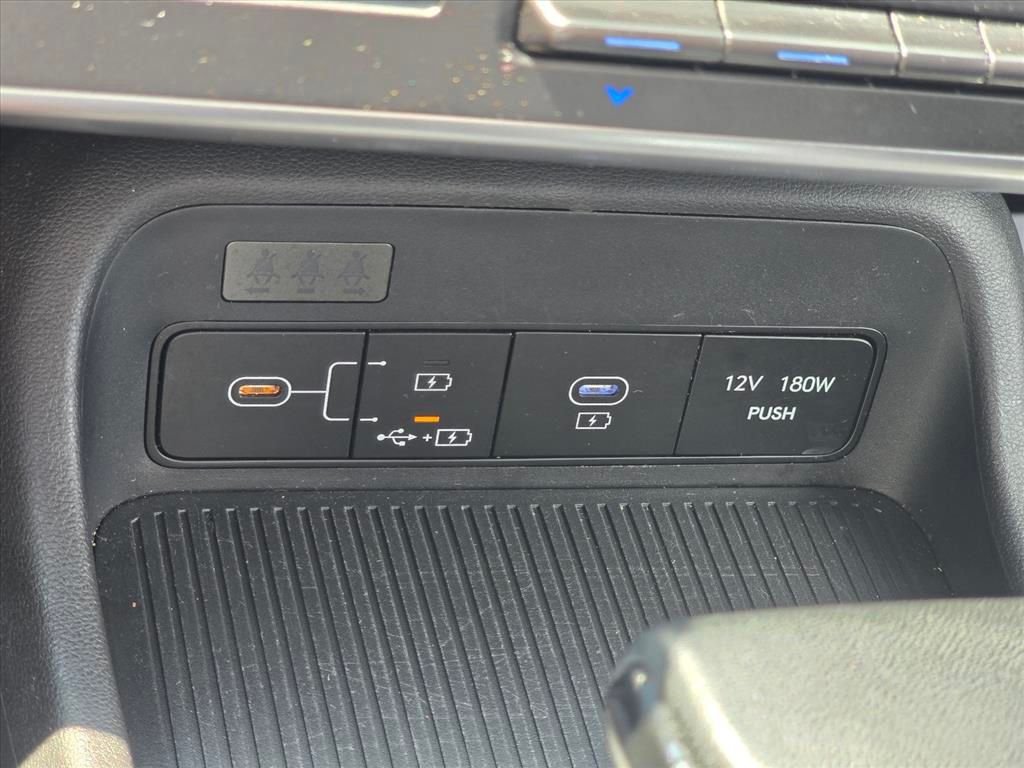 Used 2025 Gray Hyundai SEL image 19