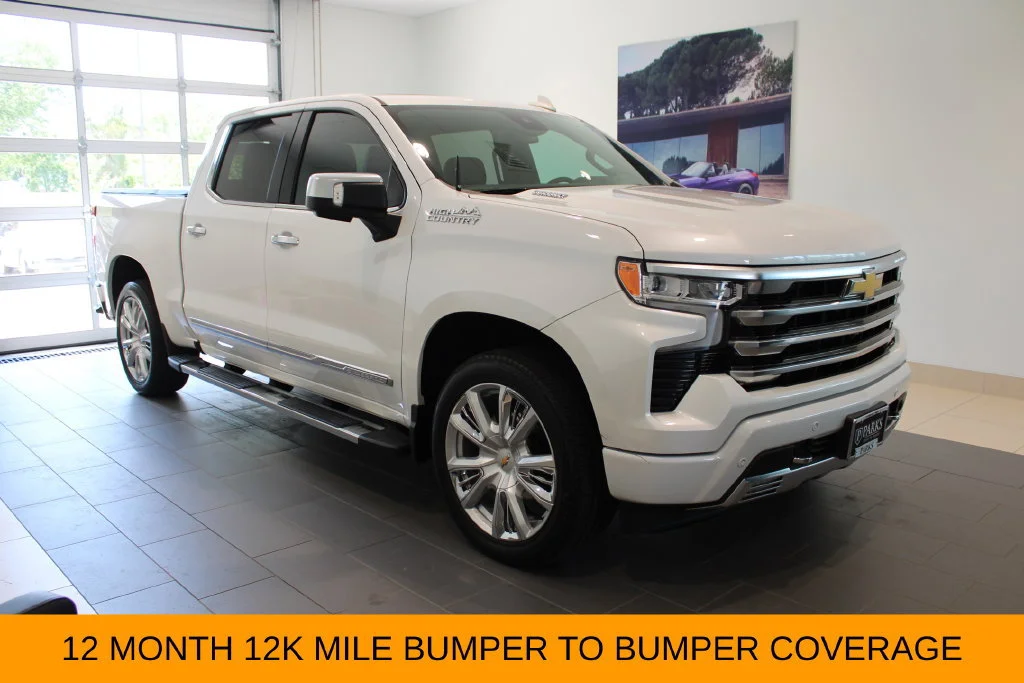 Used 2024 Iridescent Pearl Tricoat Chevrolet High Country image 2