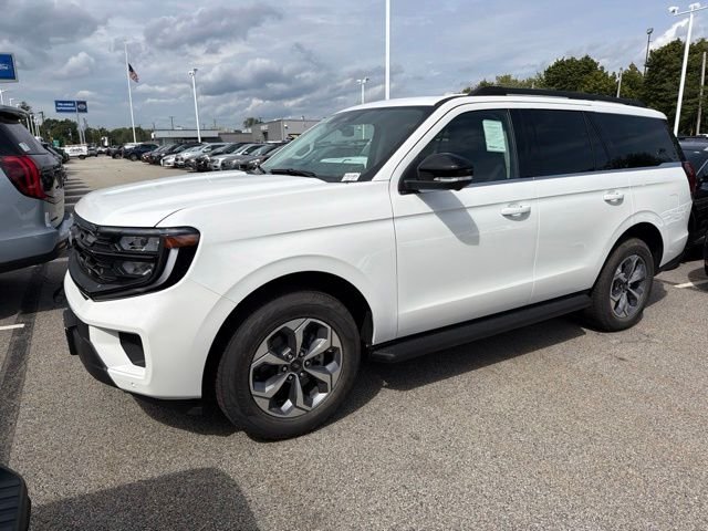 New 2027 Star White Metallic Tri-Coat Ford Active image 6