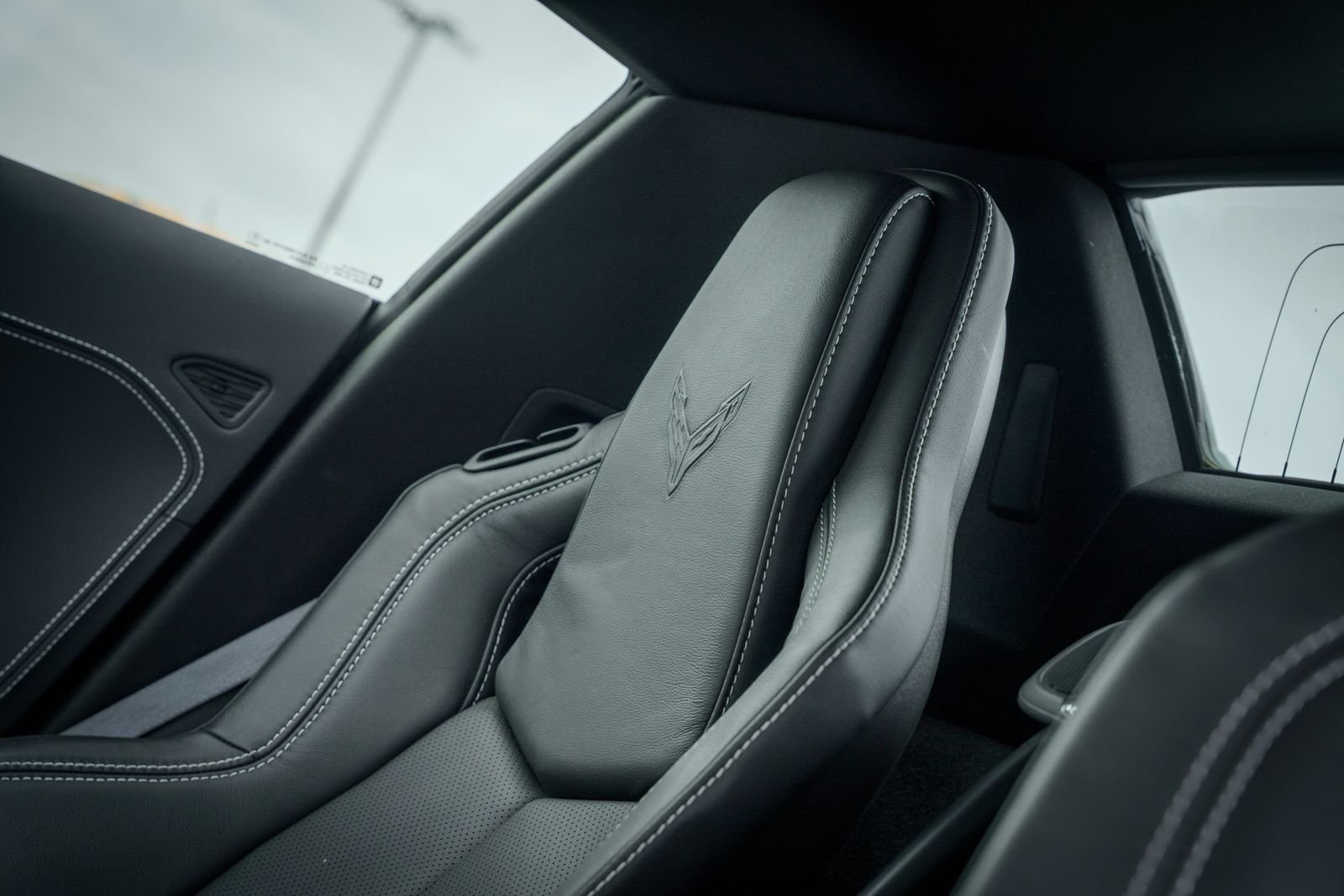 Used 2024 White Chevrolet Z06 image 28