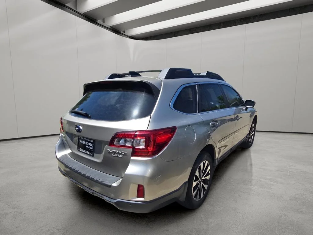 Used 2017 Tungsten Metallic Subaru Limited image 5