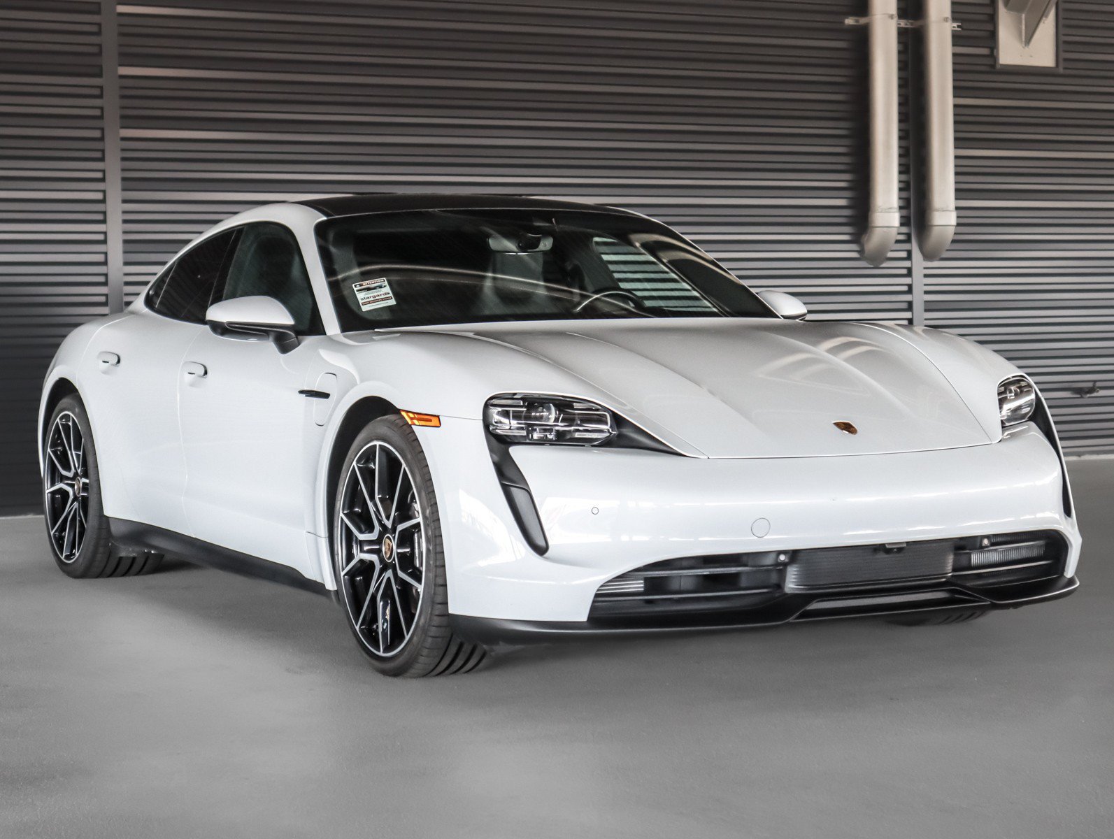 Certified Used 2023 Carrara White Metallic Porsche  image 7