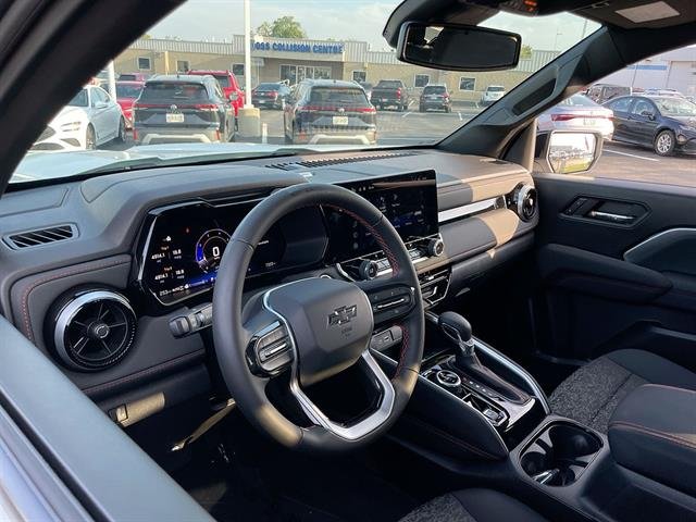 2024 Chevrolet Colorado Z71, photo 10 of 12