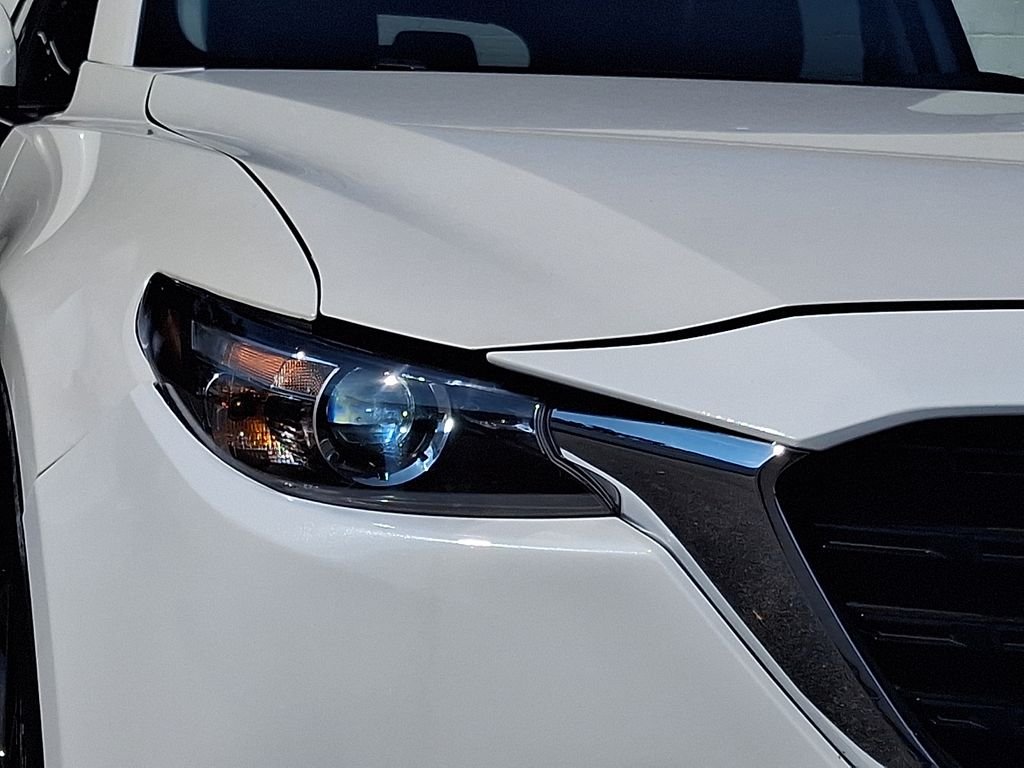 Used 2023 White Mazda Touring Plus image 9