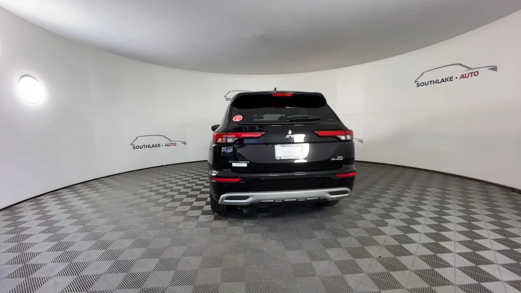 New 2025 Black Mitsubishi SEL S-AWC image 8