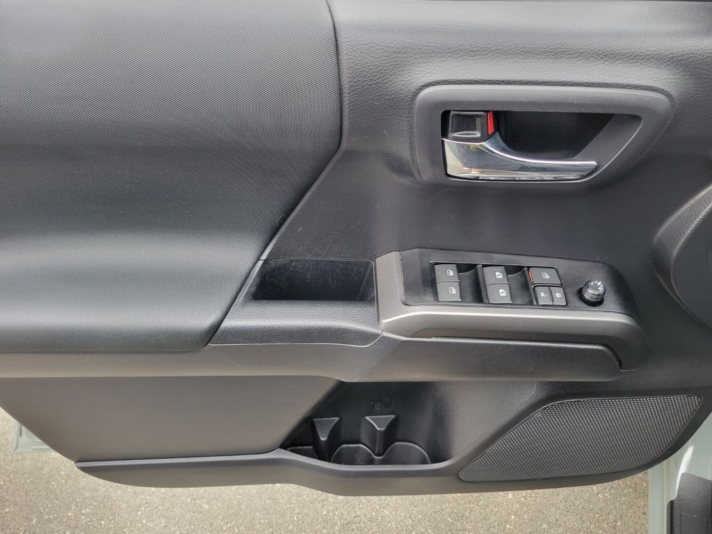 Used 2023  Toyota TRD Off-Road image 18