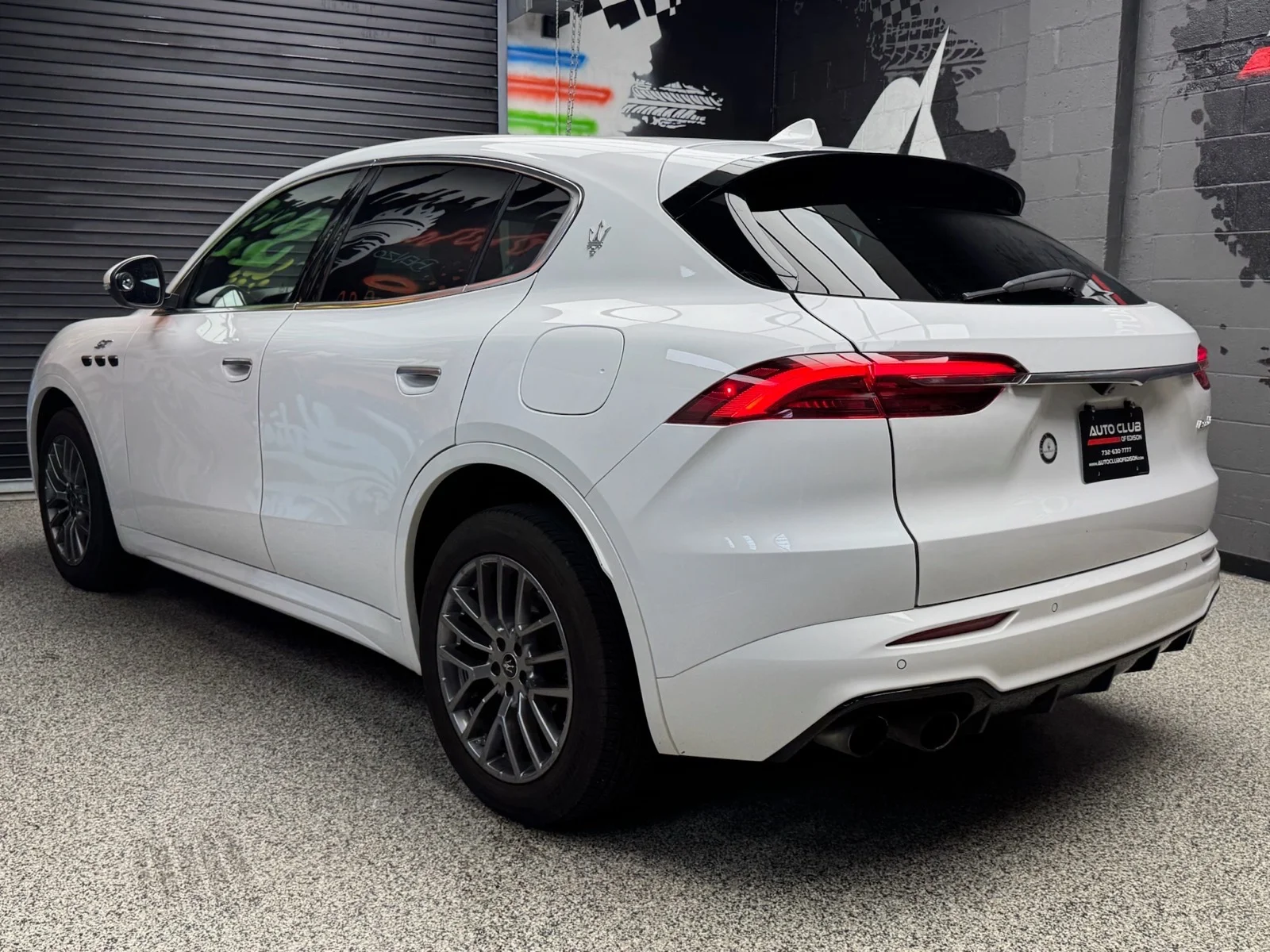 Used 2024 Bianco 6383 Maserati GT image 4