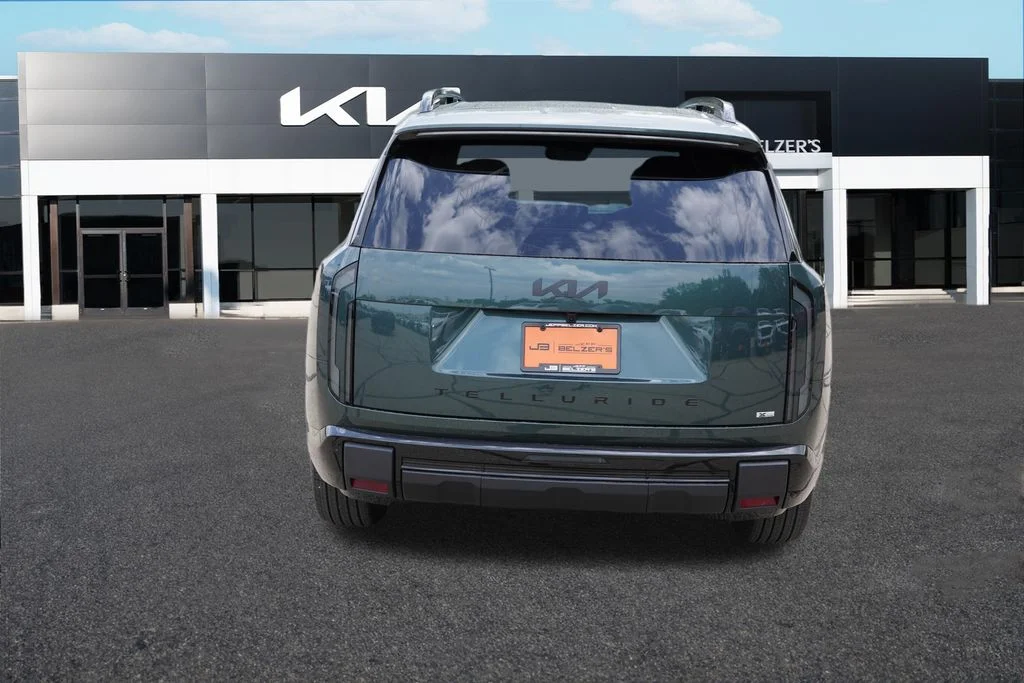 New 2027 Black Jade Green Kia X-Line EX image 4