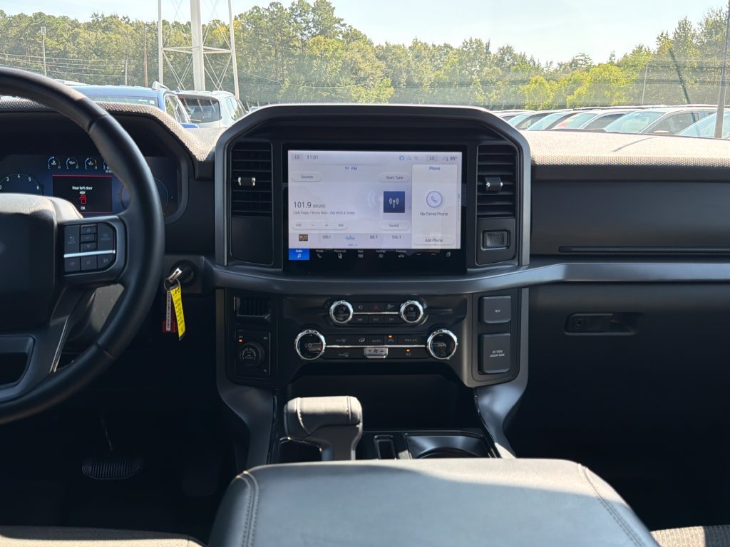 2025 Ford F-150 XLT - Photo 20