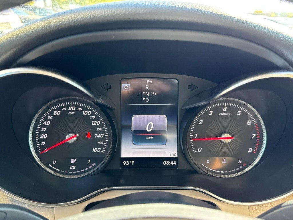 Used 2018 Black Mercedes-Benz GLC 300 image 24