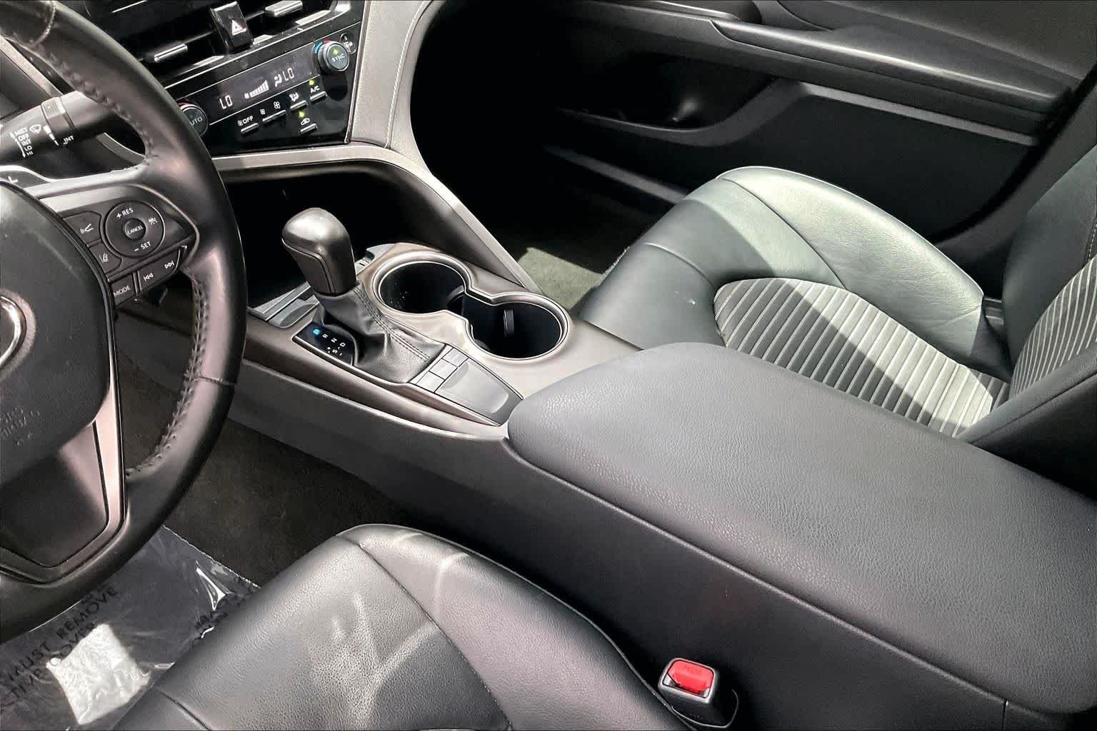 Used 2023 Midnight Black Metallic Toyota SE image 17