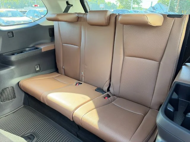 Used 2026 Beige Toyota Platinum image 15