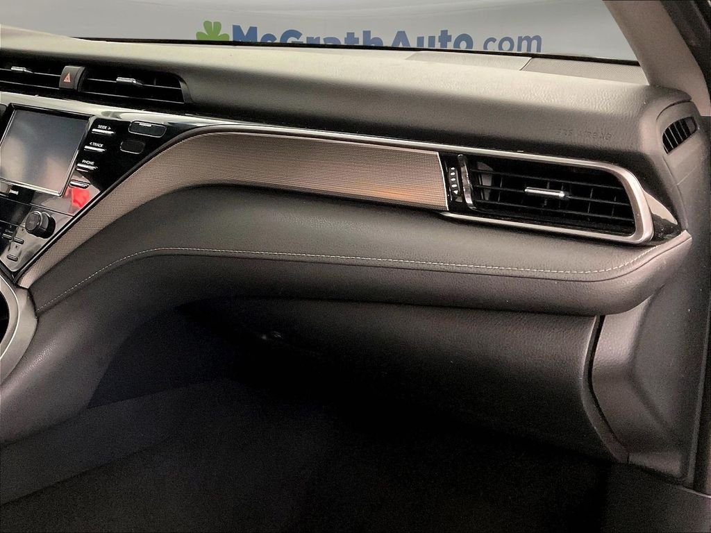Used 2020 Silver Toyota SE image 21