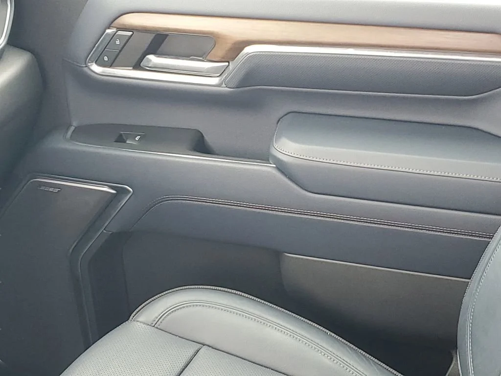 Used 2024 Sterling Gray Metallic Chevrolet High Country image 13