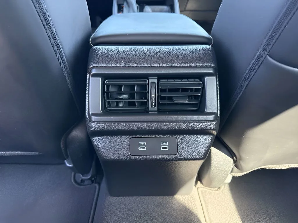 Used 2023 Silver Honda Touring image 13