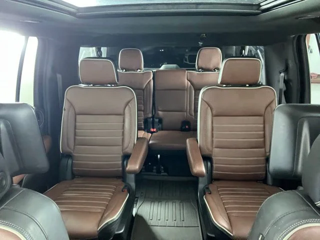 Used 2023 White GMC Denali Ultimate image 32