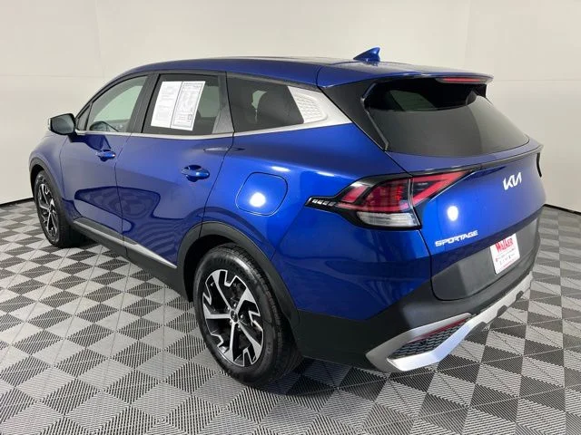 Used 2023 Sapphire Blue Kia EX image 5