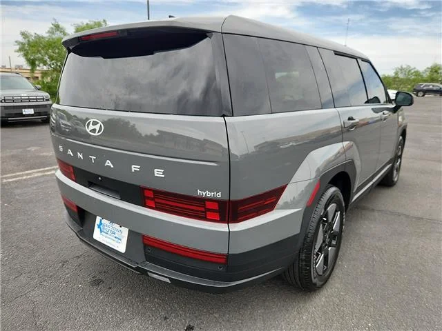New 2026 Hampton Gray Hyundai SE image 4