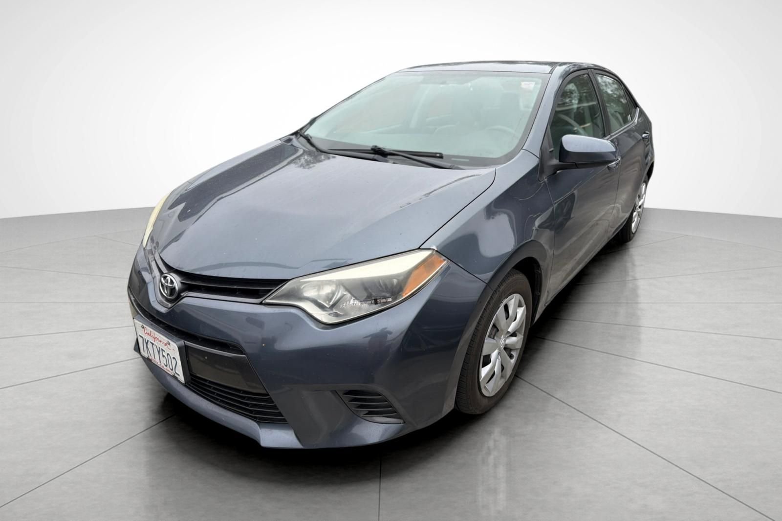 Used 2015 Toyota Corolla LE with VIN 5YFBURHE5FP280885 for sale in Laguna Niguel, CA
