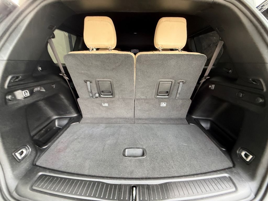 Used 2023 Gray Jeep Limited image 19