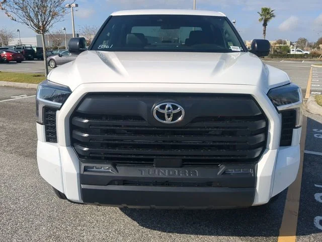New 2026 Ice Cap Toyota SR5 image 9