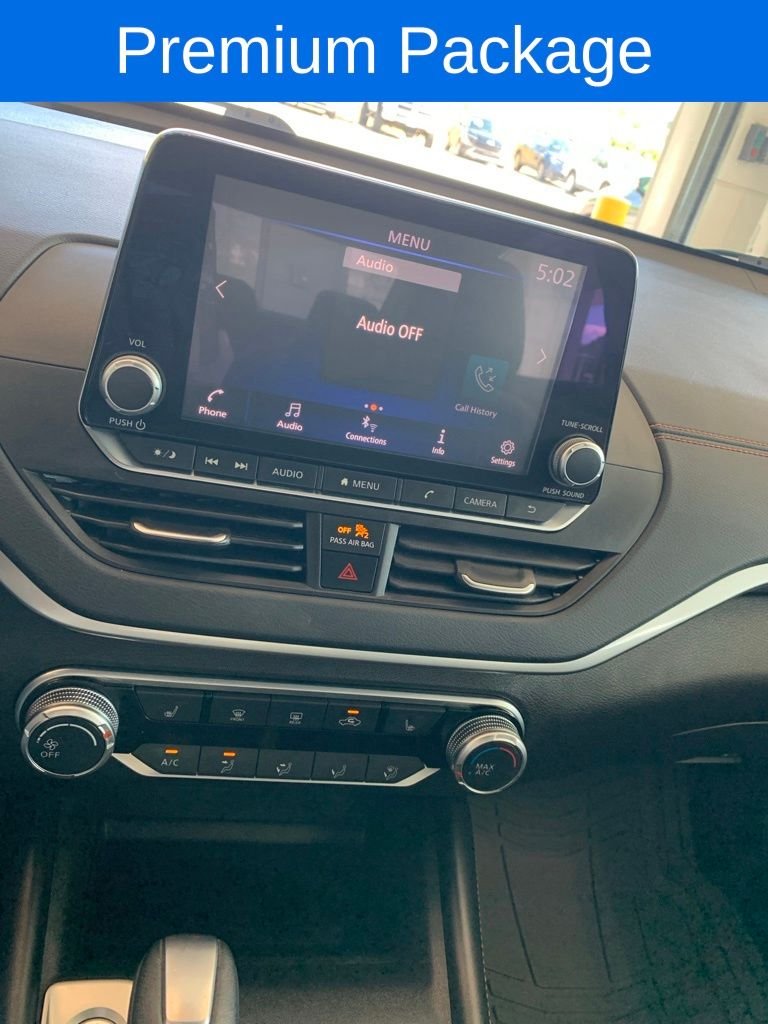 2020 Nissan Altima SR - Photo 8