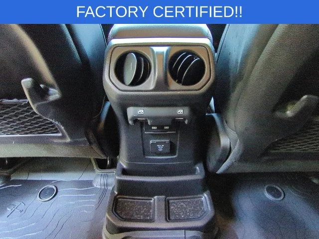 Used 2024 White Jeep Rubicon image 29