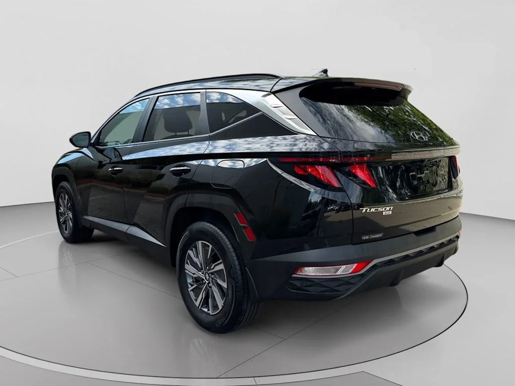 Used 2024 Black Hyundai Blue image 3