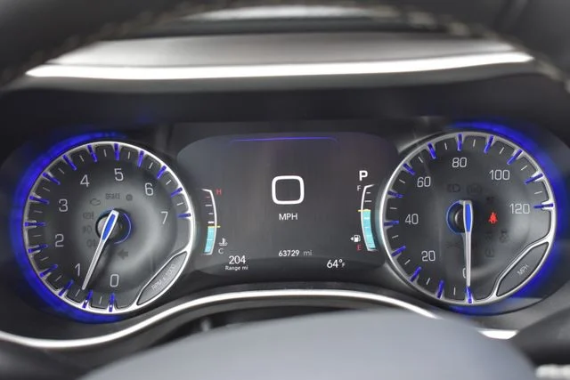 Used 2024 Silver Chrysler Touring L image 26