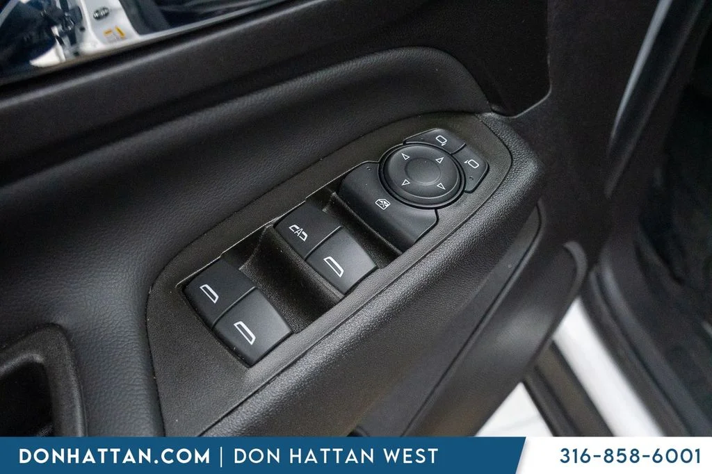 Used 2024 White Chevrolet LT image 14