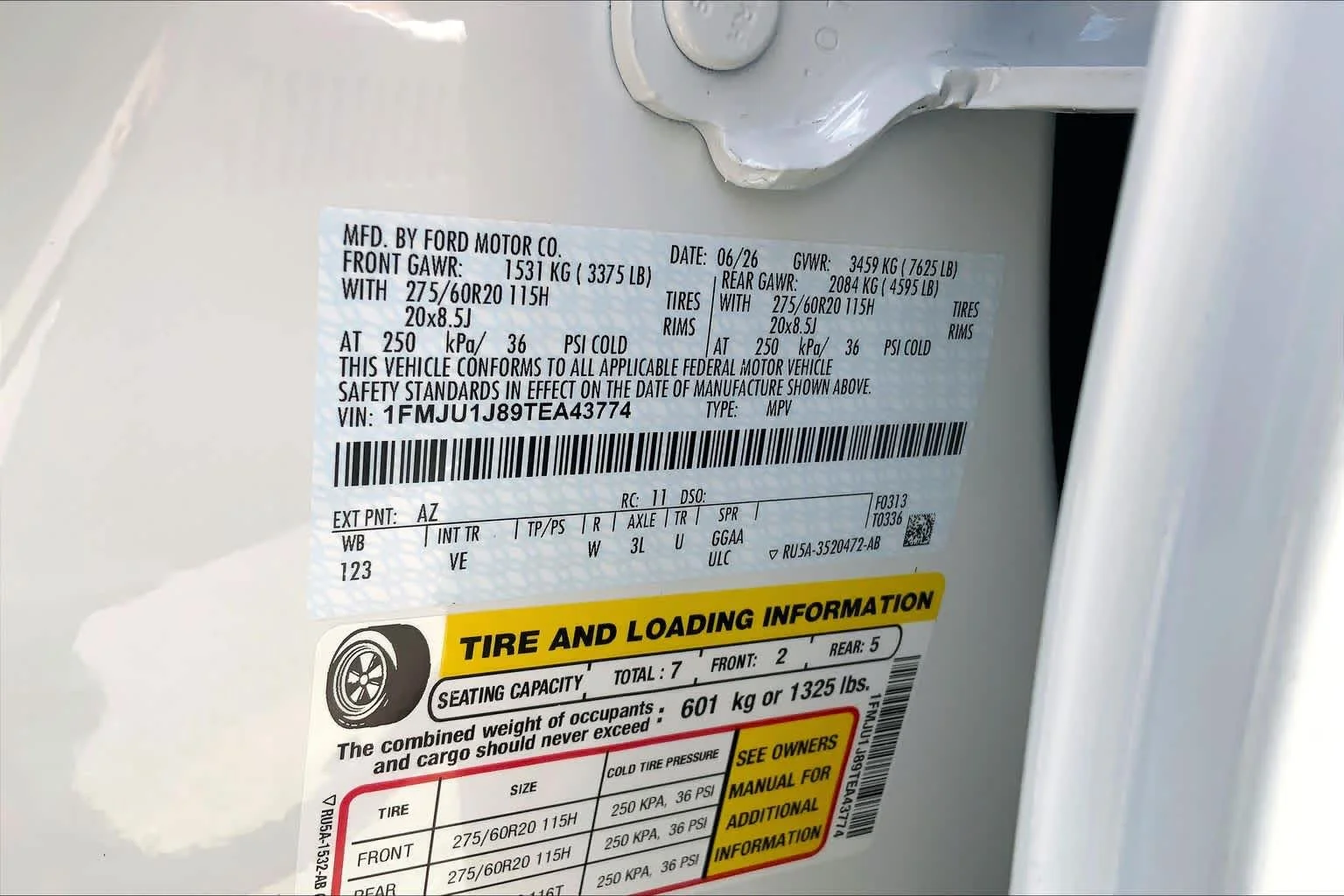 New 2026 Star White Metallic Tri-Coat Ford Active image 12