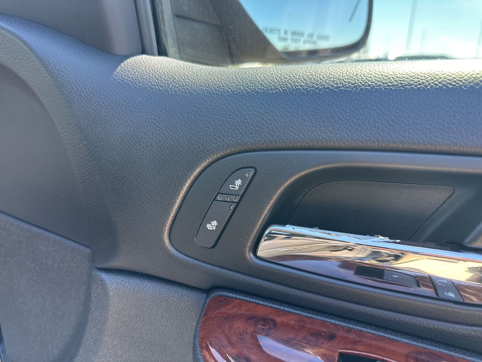 Used 2010 Black GMC SLT image 38