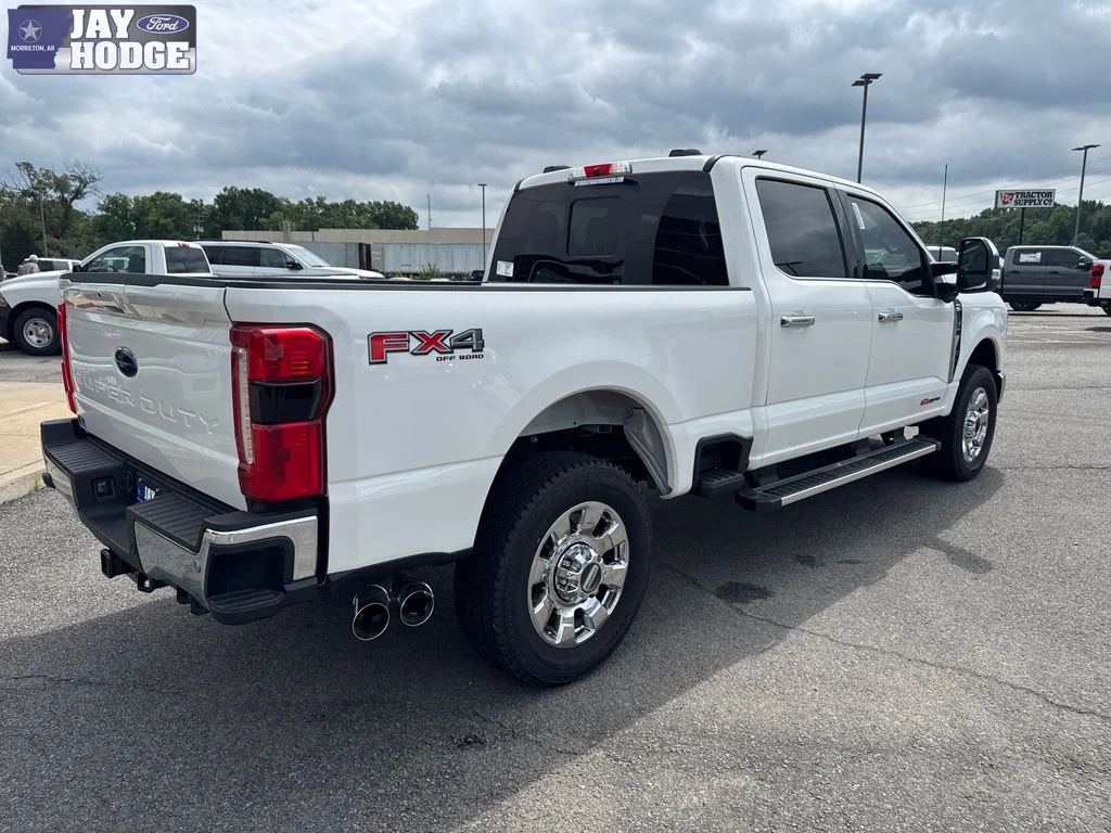 New 2026 Star White Metallic Tri-Coat Ford F-250® Lariat® image 7