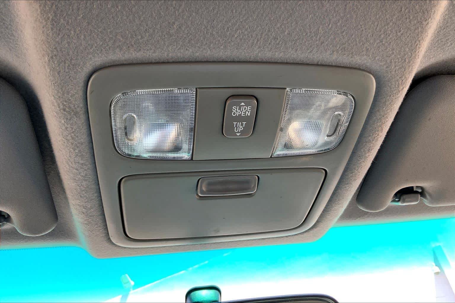 Used 2008 Black Toyota SR5 image 34
