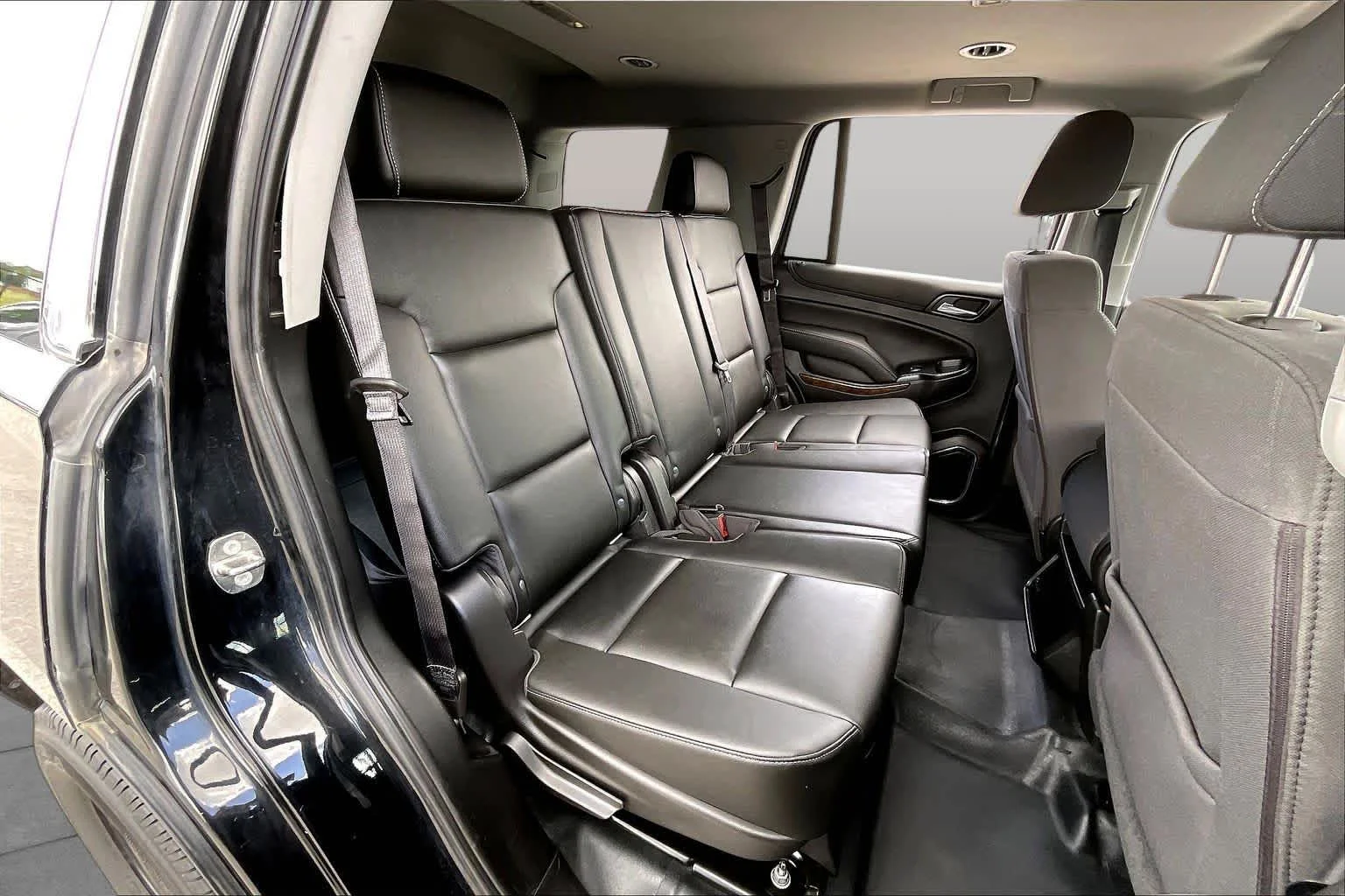 Used 2019 Black Chevrolet Commercial image 18