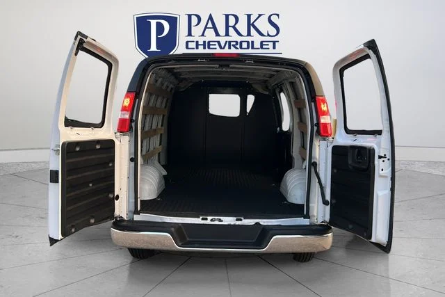 Used 2024 White Chevrolet Work Van image 20