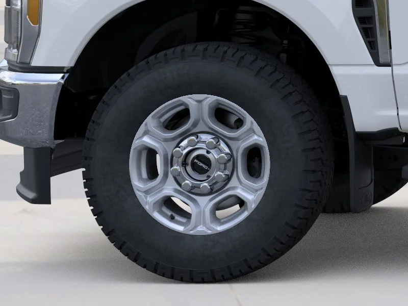 New 2026 Oxford White Ford F-350® XLT image 19