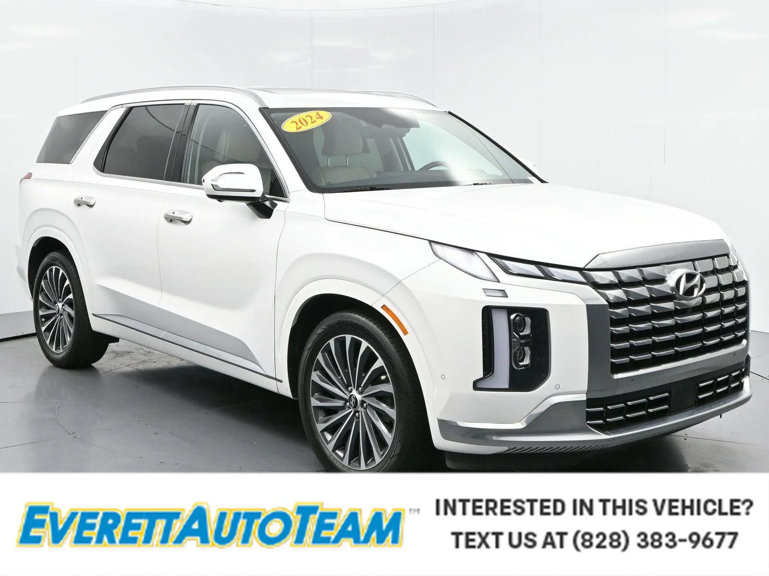 Used 2024 Hyper White Hyundai Calligraphy image 1
