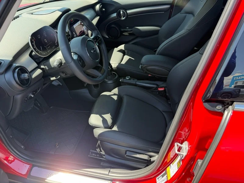 Used 2024 Chili Red MINI Cooper S image 15