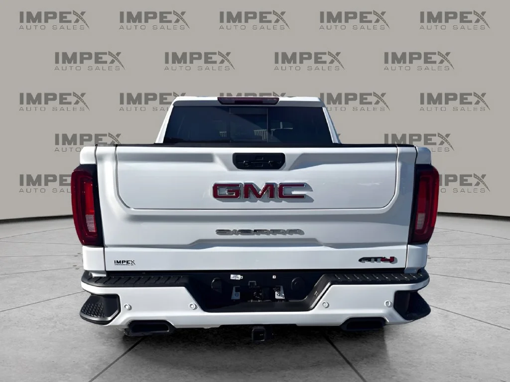 Used 2022 White GMC AT4 image 4
